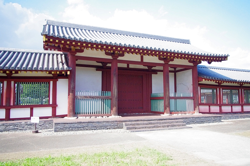 国分尼寺のナントカ門